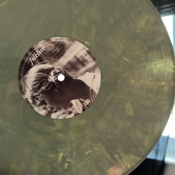 Stolen Lullabies Folklore Vinyl Variant Taylor Swift Marbling Like New Swiftie - Picture 2 of 9